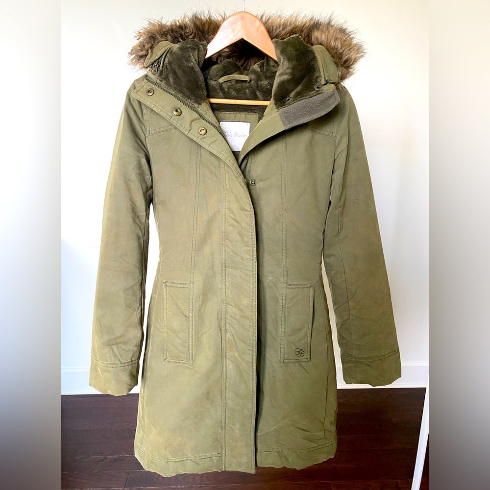 Aritzia Talula Babaton Coat